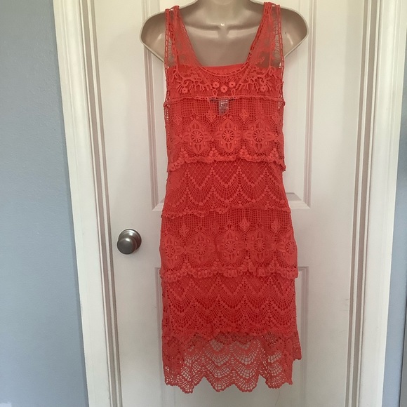 NWT American Rag Cie Lined Sleeveless Tiered Crochet Dress Size Small Hot Coral - Picture 8 of 8